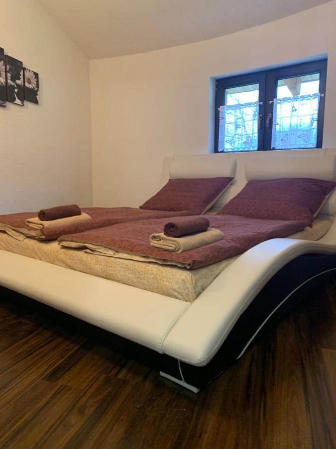 Dovolenkovy Dom Dubak Villa Lopej Exteriör bild