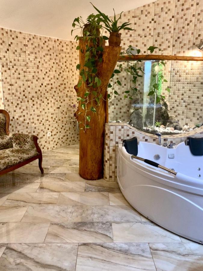 Dovolenkovy Dom Dubak Villa Lopej Exteriör bild